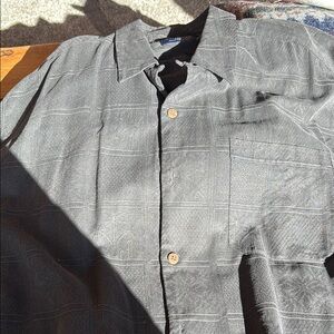 Men's black casual shirt